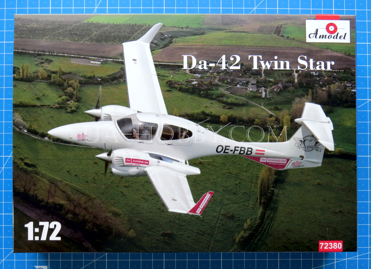 1 72 Diamond Da 42 Twin Star. Amodel 72380 UA hobby