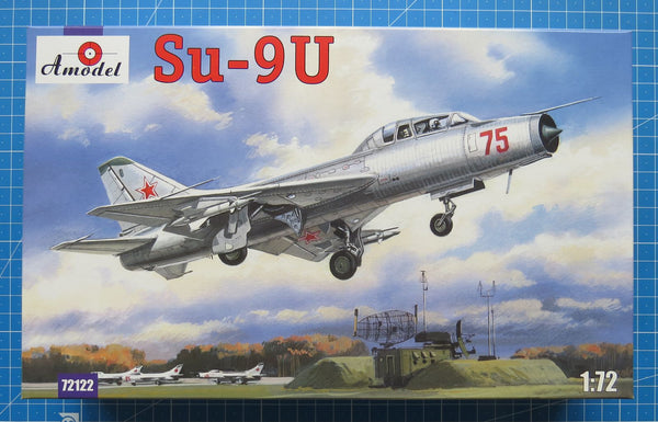 1/72 Sukhoi Su-9. Amodel 72122