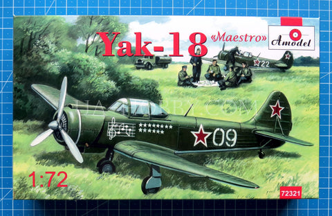 1/72 Yak-18 "Maestro". Amodel 72321