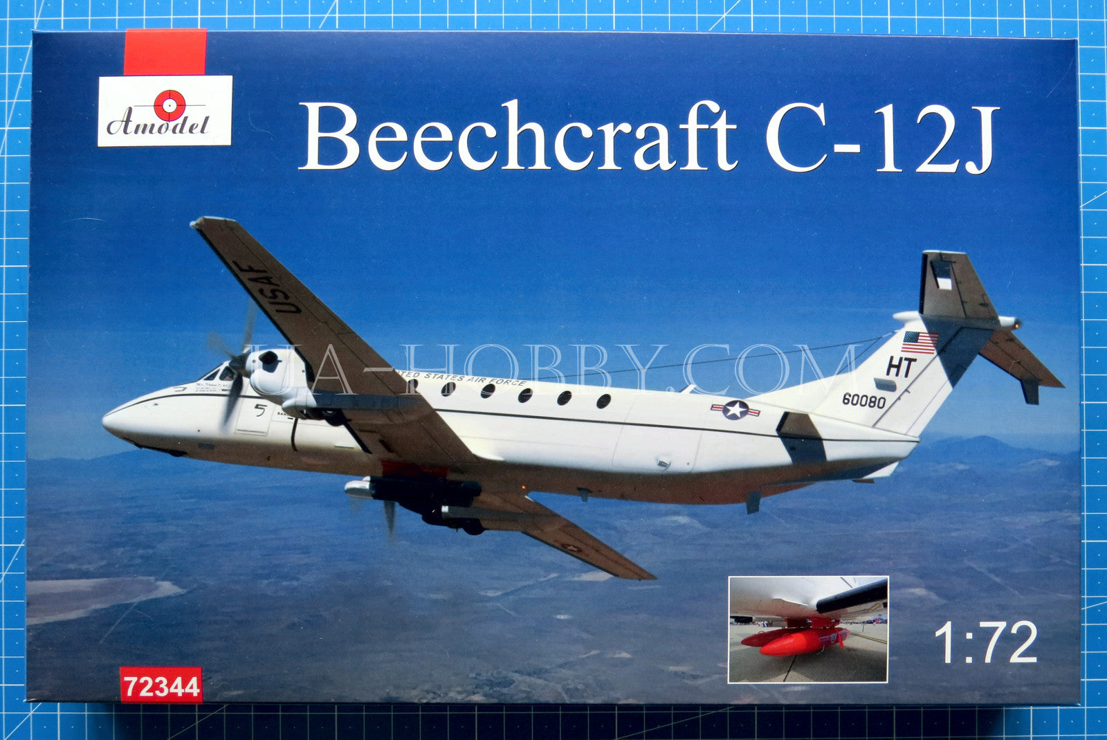 1/72 Beechcraft C-12J. Amodel 72344