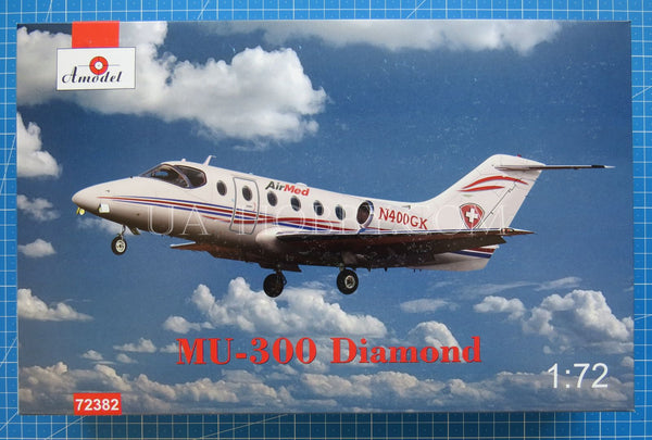 1/72 MU-300 Diamond. Amodel 72382