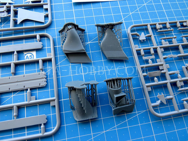 1/144 Northrop Grumman B-21 Raider. AMP 144015