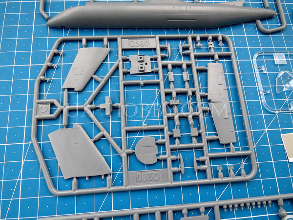 1/144 Bombardier RO-6A. AMP 144016
