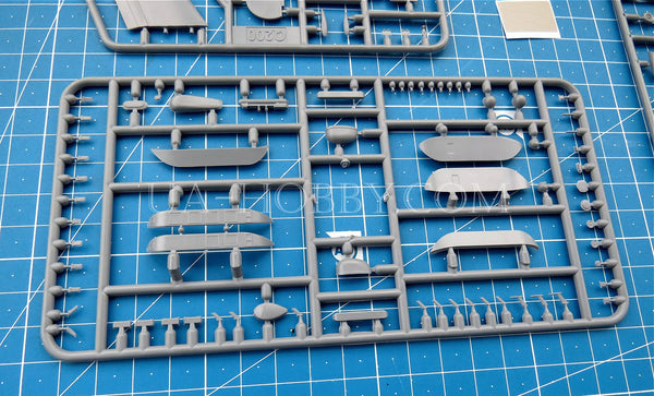 1/144 Bombardier RO-6A. AMP 144016