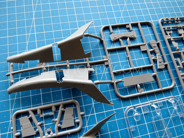 1/72 Northrop NL-10. AMP 72021