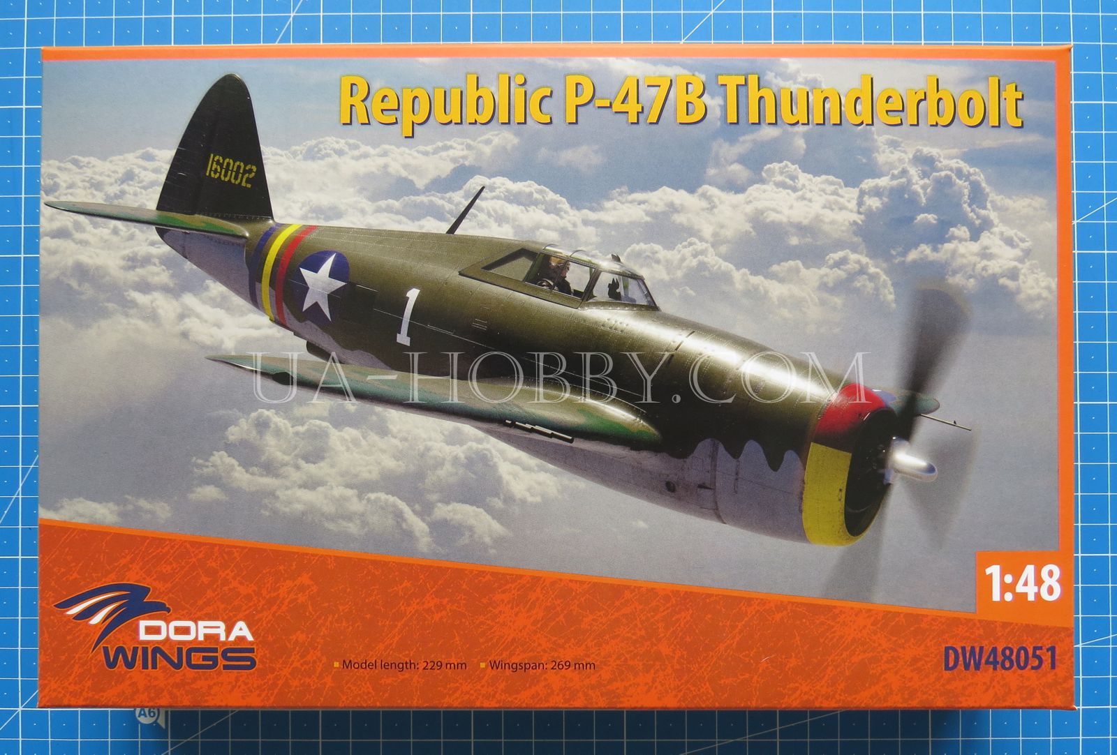 1/48 Republic P-47B Thunderbolt. Dora Wings DW48051