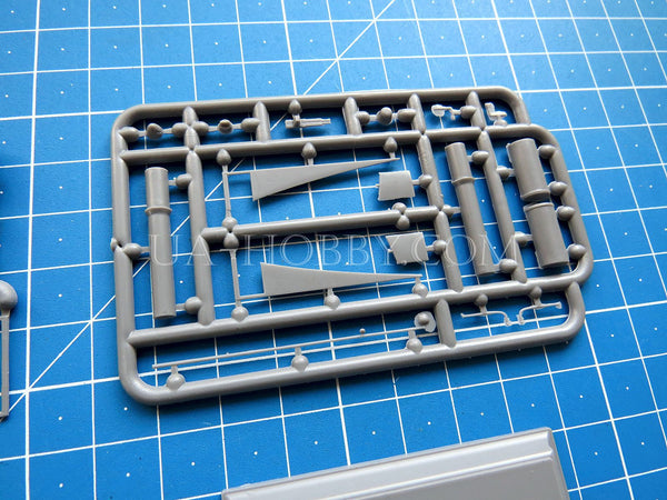 1/144 Nordenfelt-I Steam-powered Submarine. MikroMir 144-039