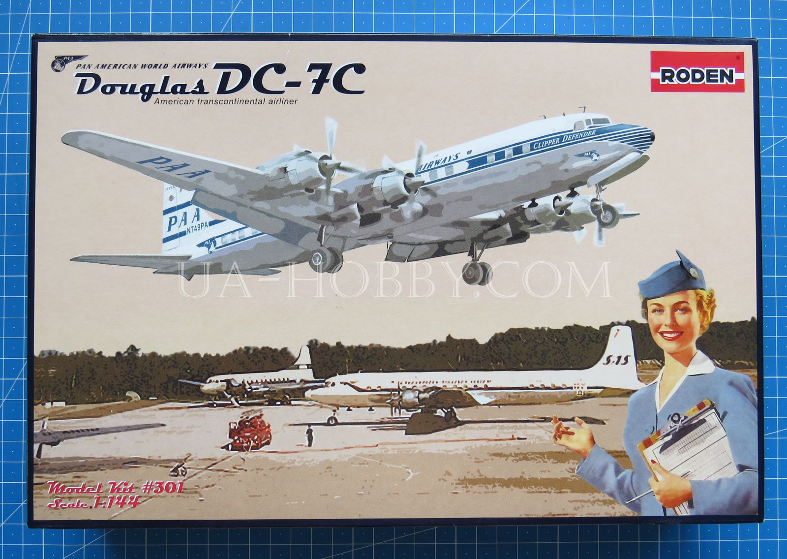 1/144 Douglas DC-7C Pan American World Airways. Roden 301