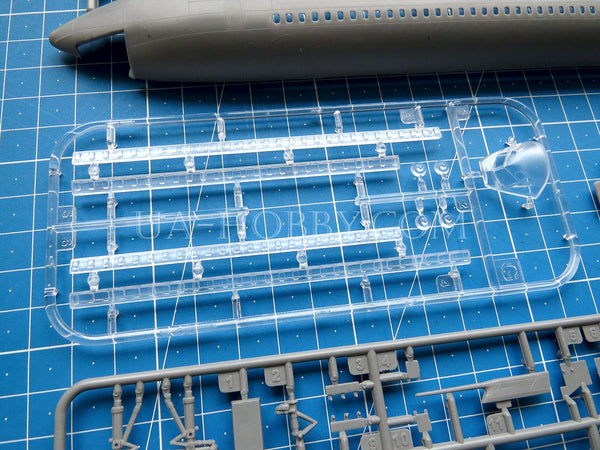 1/144 Boeing 707–321. Roden 338