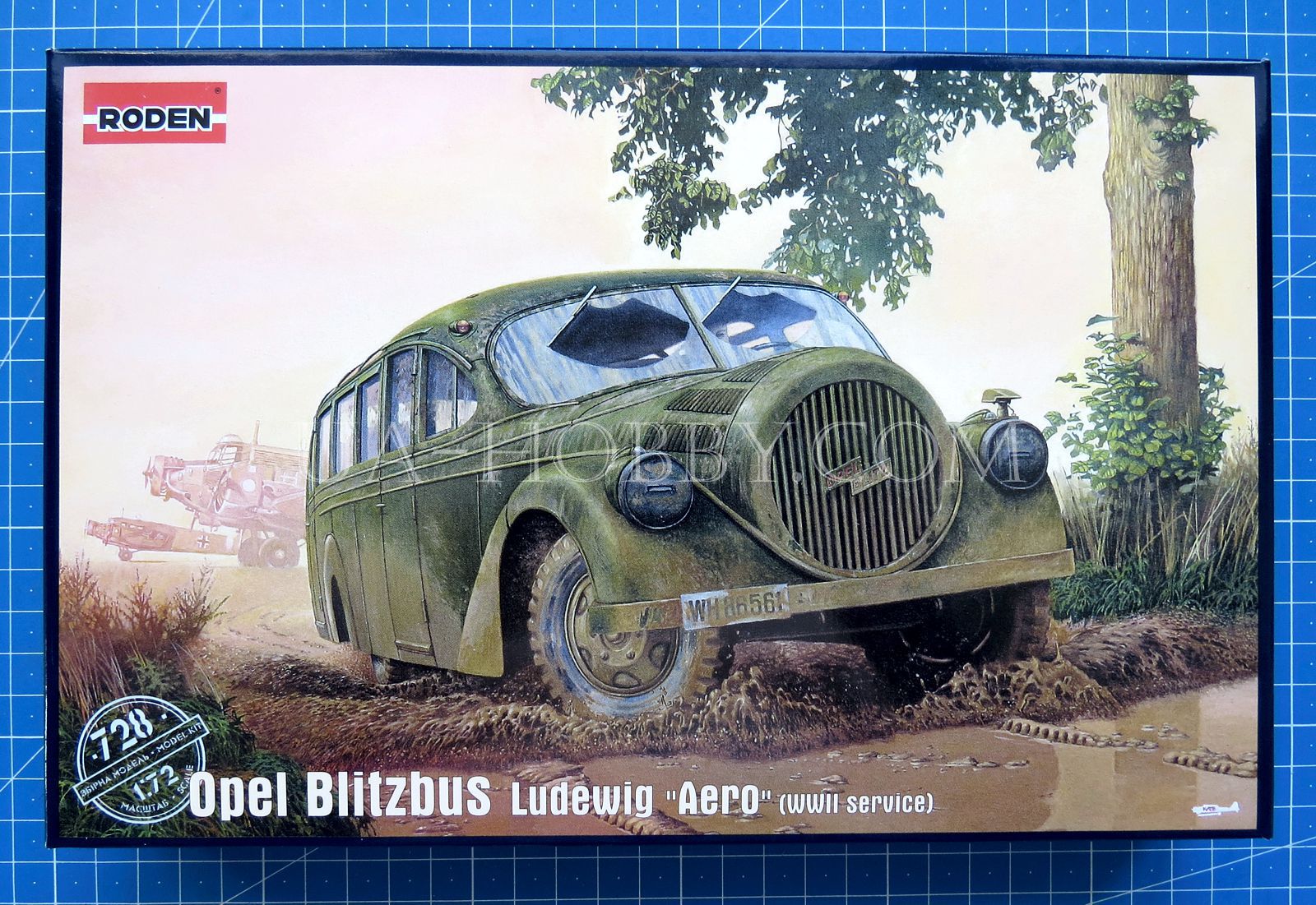 1/72 Opel Blitzbus Ludewig "Aero" (WWII service). Roden 728