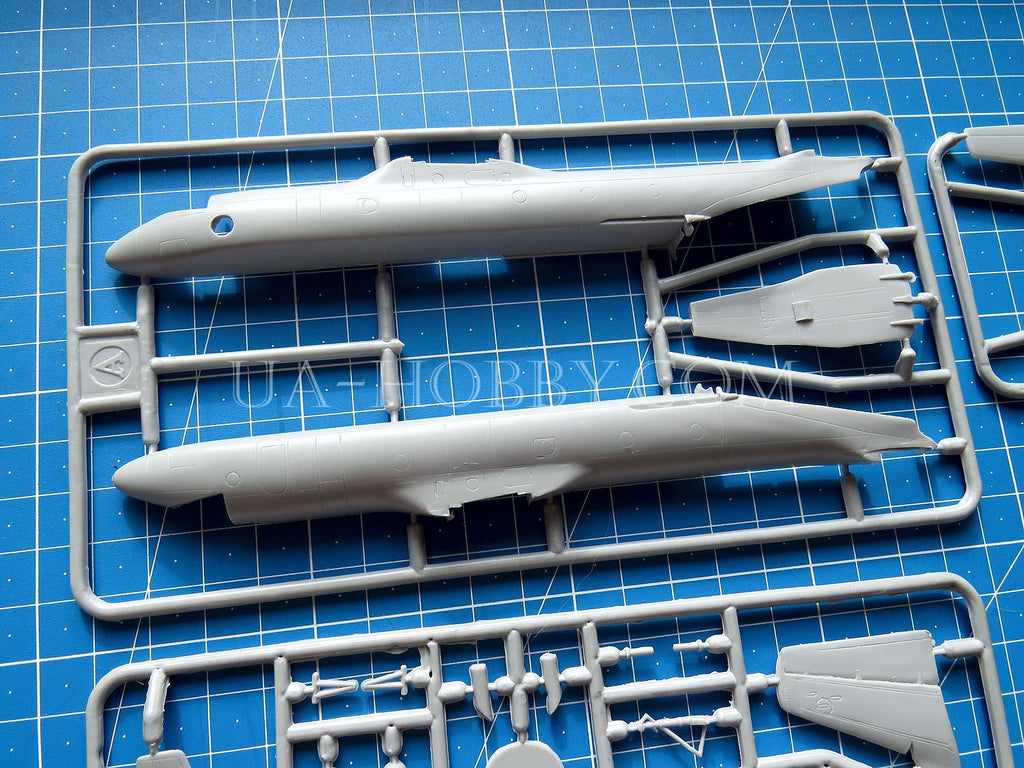 1/144 Antonov An-26 (versions RT, RR, Z). SOVA-M SVM-14006 – UA-hobby