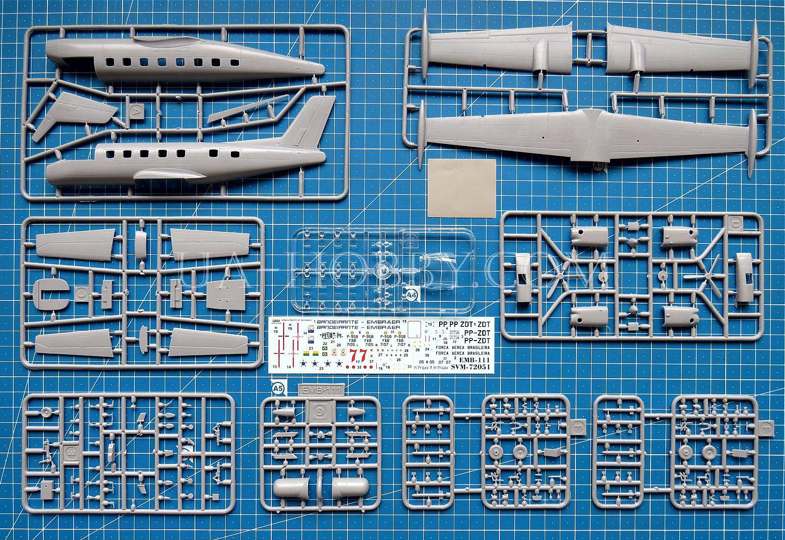 1/72 EMB P-95B Bandeirulha. SOVA-M SVM-72051 – UA-hobby