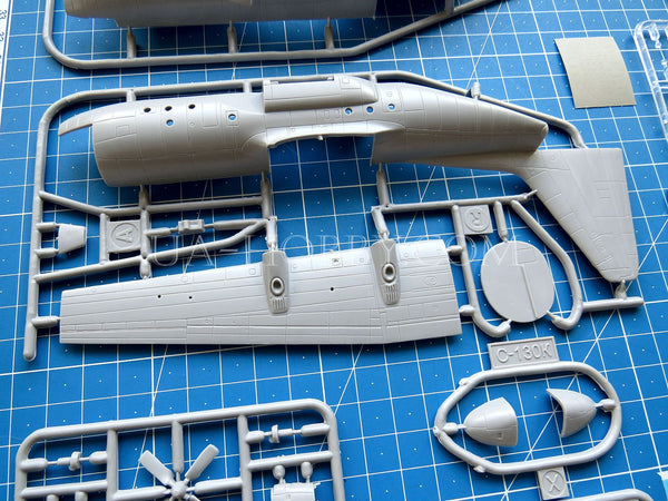 1/144 C-130K W2 Snoopy. SOVA-M SVM-14004