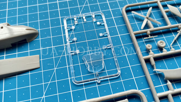 1/144 CL-215 Scooper . Amodel 1453