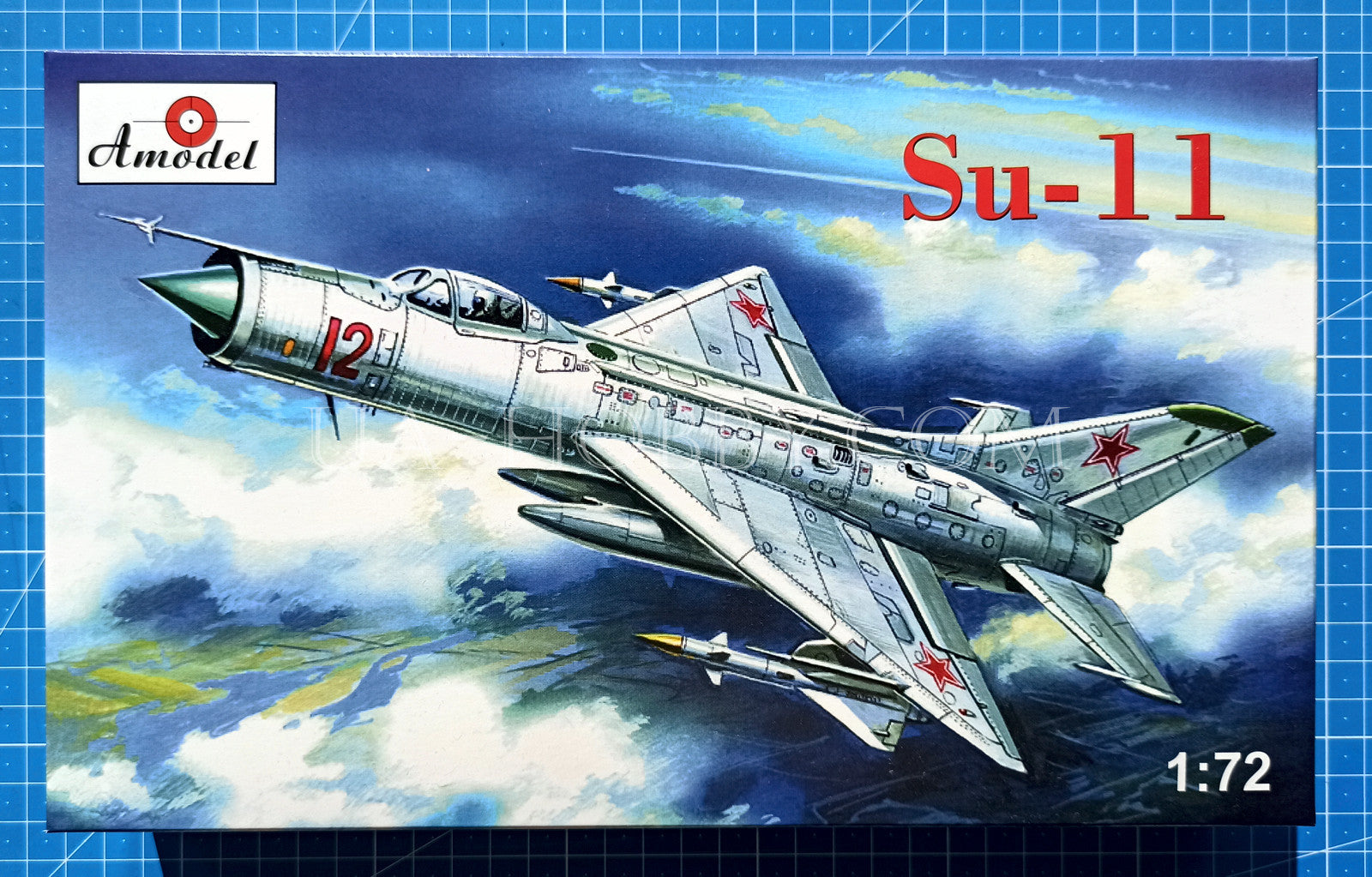 1/72 Sukhoi Su-11. Amodel 72121