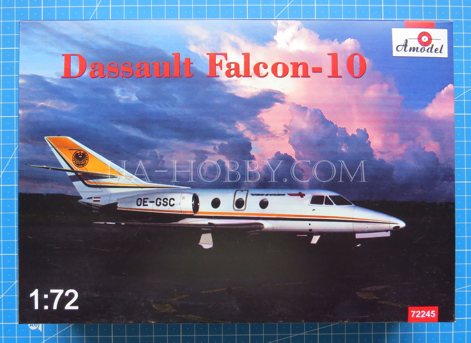 1/72 Dassault Falcon-10. Amodel 72245