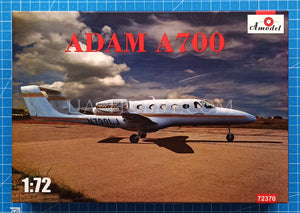 1/72 Adam A-700. Amodel 72370