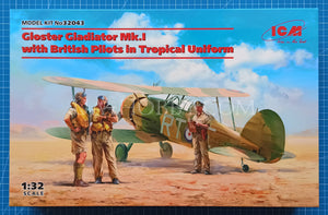 1/32 Gloster Gladiator Mk.I with British Pilots in Tropical Uniform. ICM 32043
