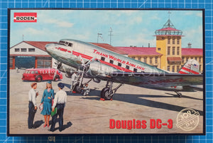 1/144 Douglas DC-3 TWA. Roden 309