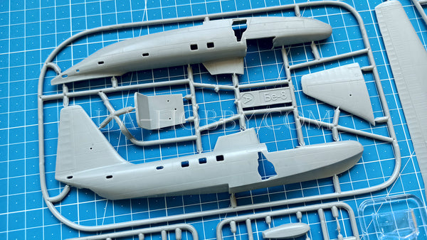1/72 Be-8 (With water skis & hydrofoils). SOVA-M SVM-72025